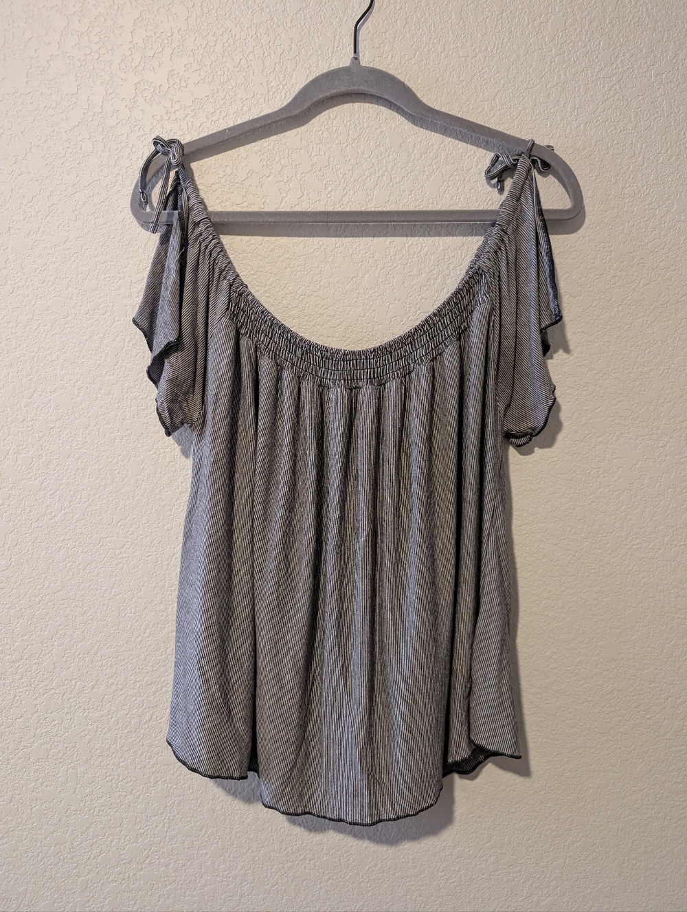 American Eagle Off The Shoulder Top